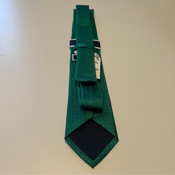 Tommy Hilfiger and Club Room Men's Green Tie Set - Picture 9 of 11